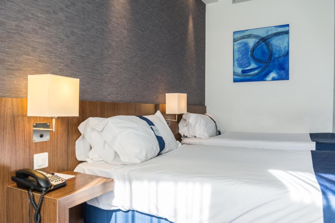 Holiday Inn Express Madrid Leganes By Ihg Exterior photo