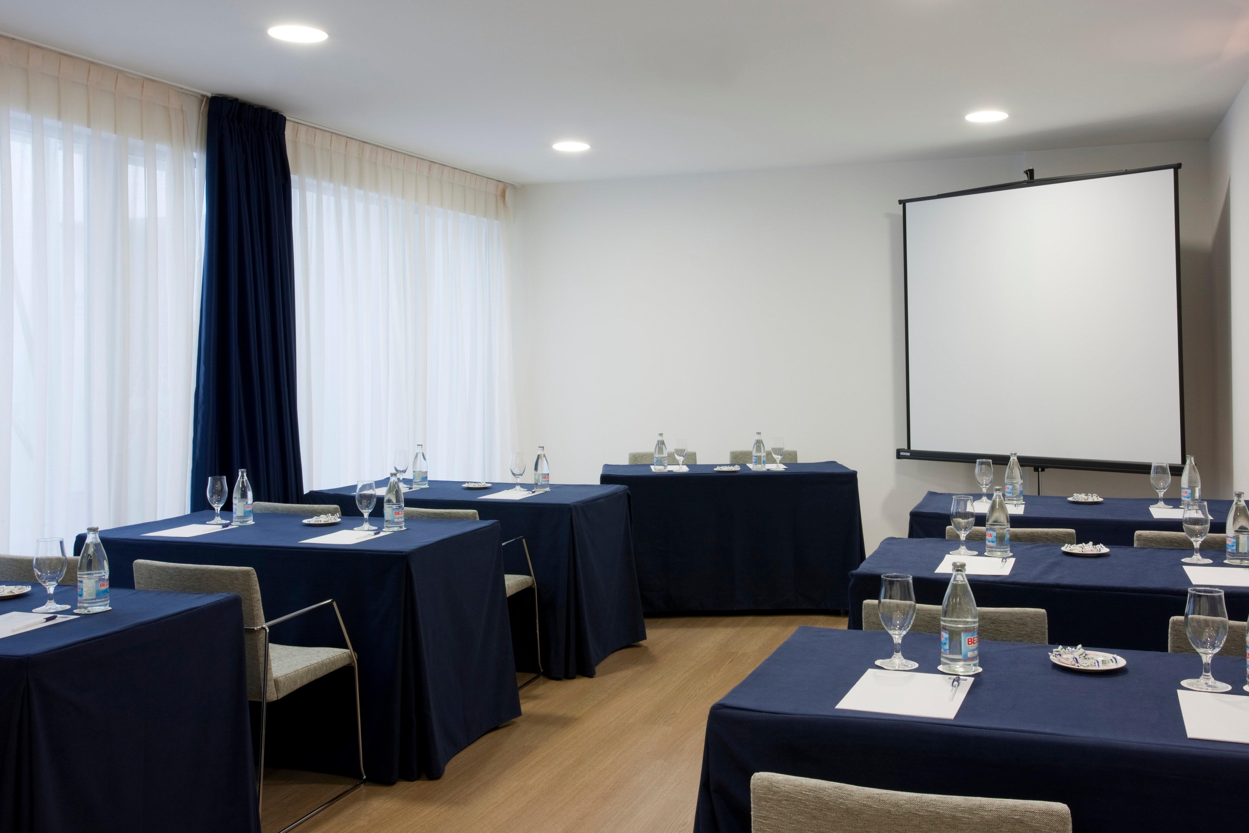 Holiday Inn Express Madrid Leganes By Ihg Exterior photo