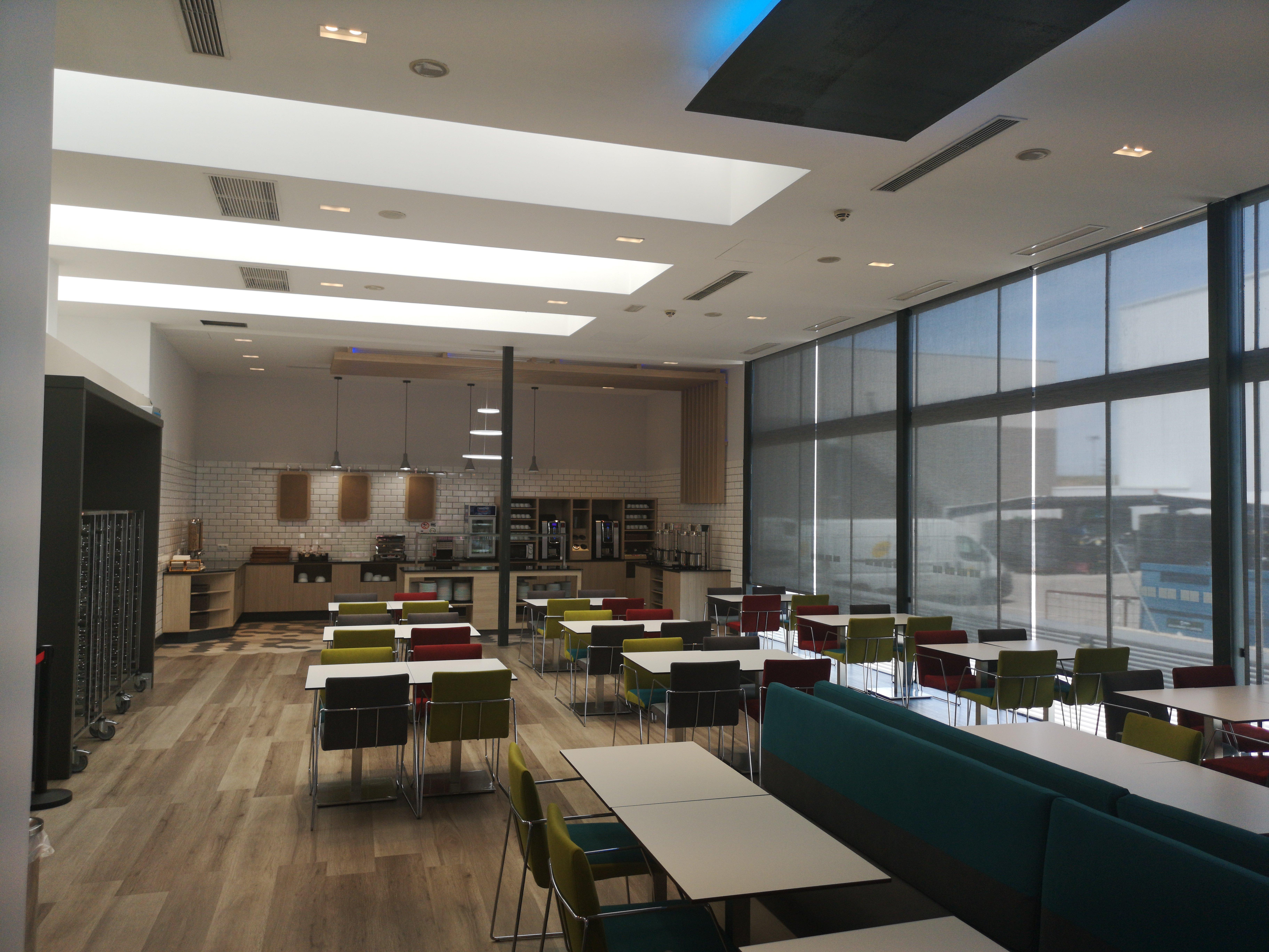 Holiday Inn Express Madrid Leganes By Ihg Exterior photo